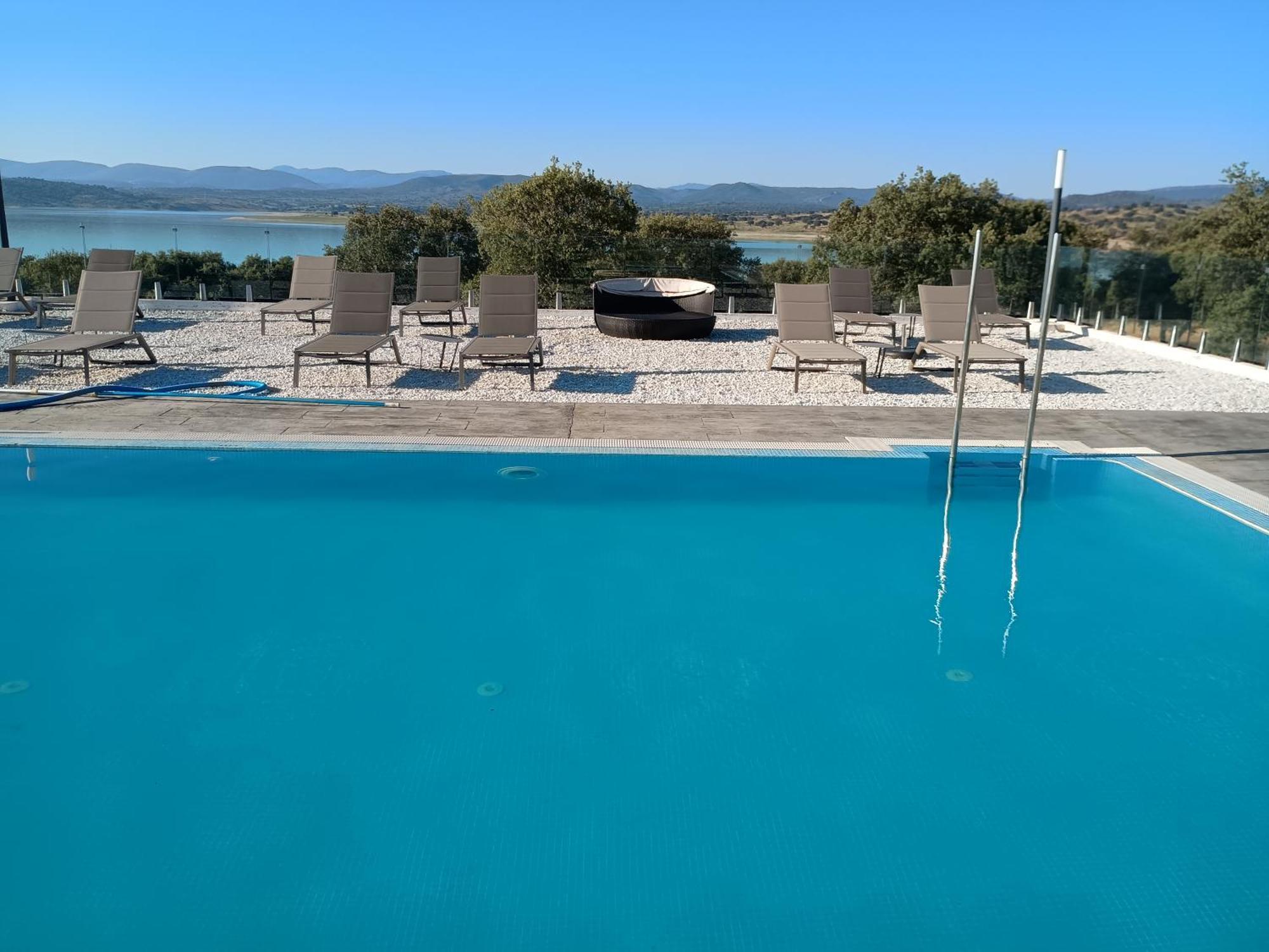 Finca Shenonkop Hotel Rural Navalmoral De La Mata Luaran gambar